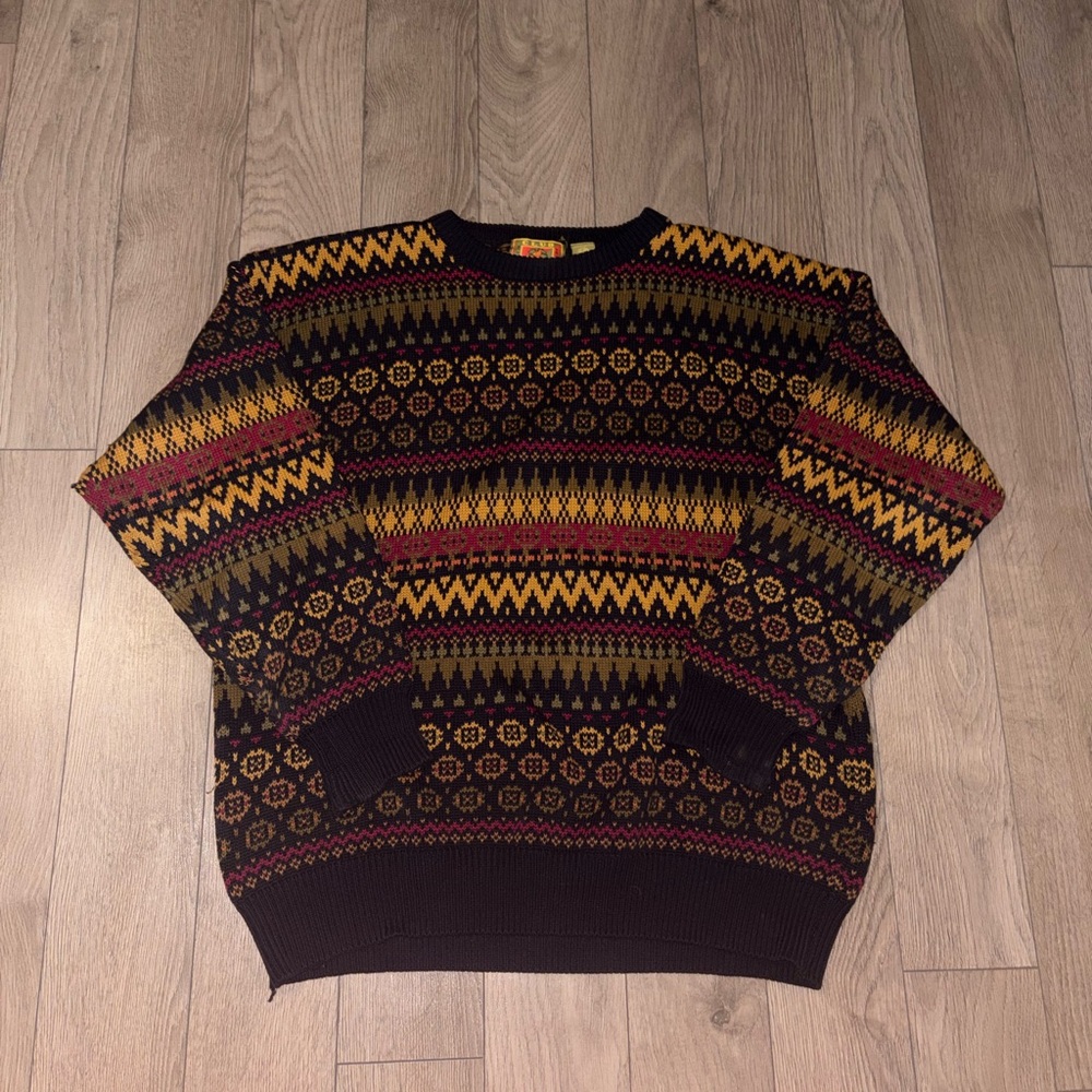 ❌SOLD❌ - Vintage Men's Patterned Crewneck Sweater in Black with Yellow